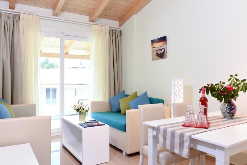 Palapart Gikas Suites And Studios Gouvia Exterior foto